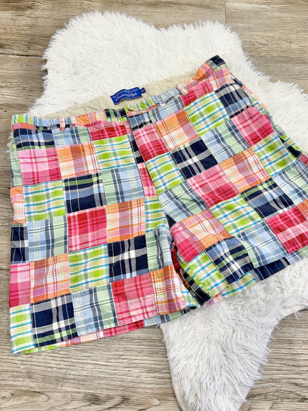 Alexander Julian Madras Shorts Southern Style Plaid 40 Preppy 90s